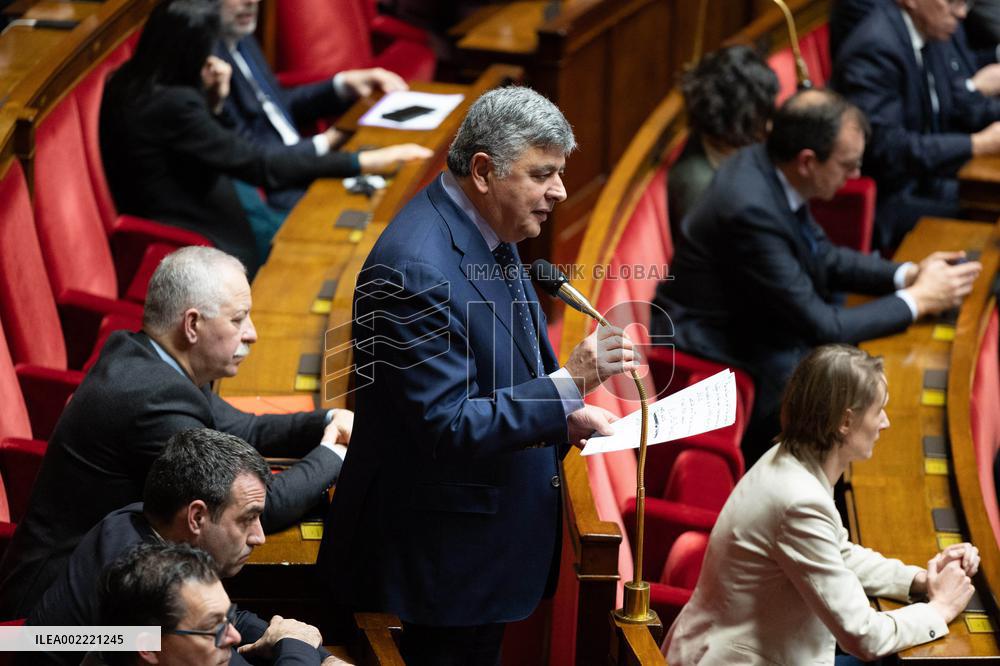 Questions to the government at the National Assembly - Paris