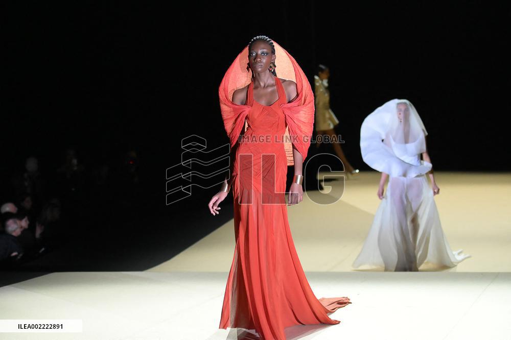 PFW - Stephane Rolland Runway