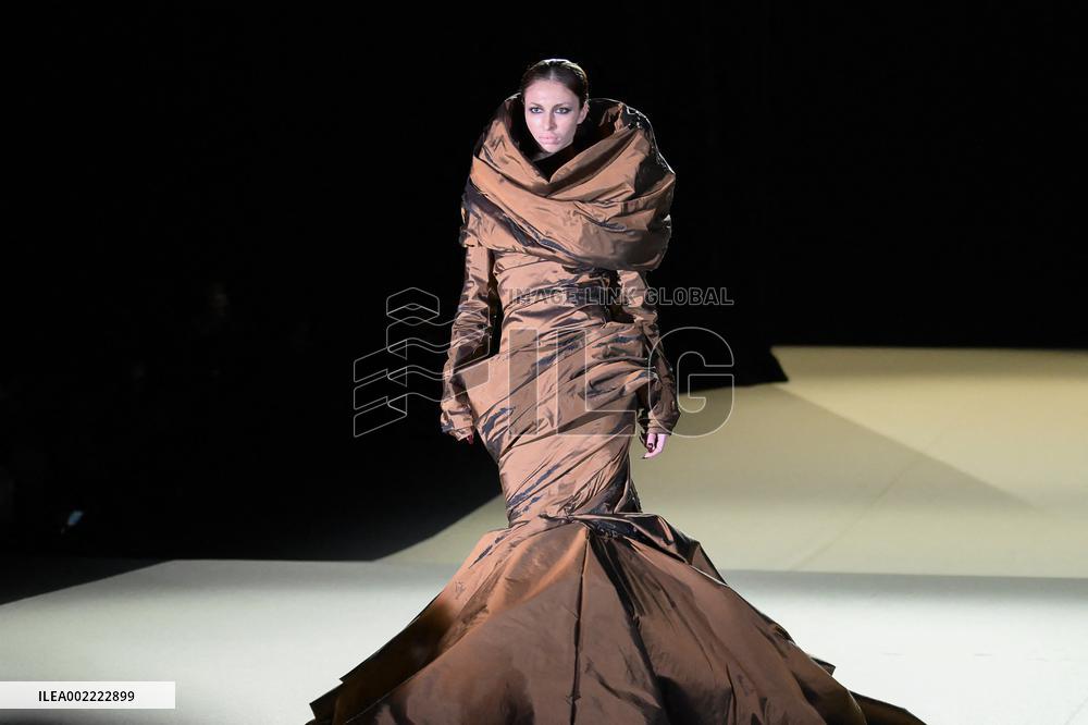 PFW - Stephane Rolland Runway
