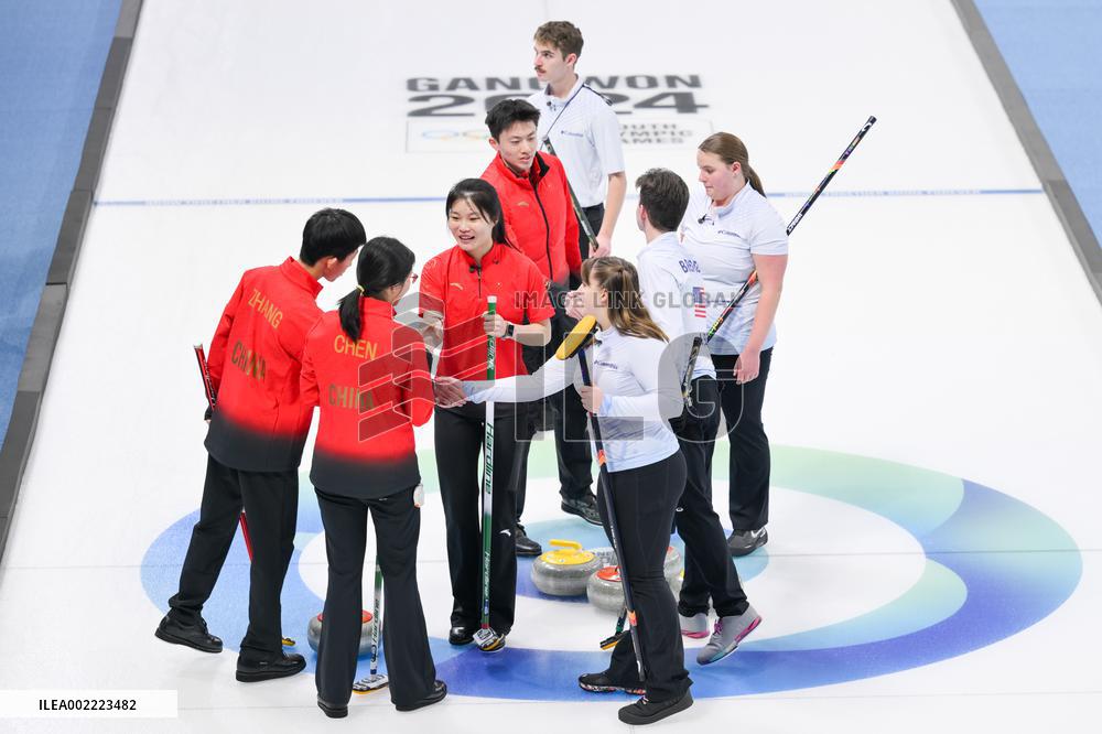 (SP)SOUTH KOREA-GANGNEUNG-WINTER YOUTH OLYMPIC GAMES-CURLING-MIXED TEAM ROUND ROBIN SESSION-CHN VS USA
