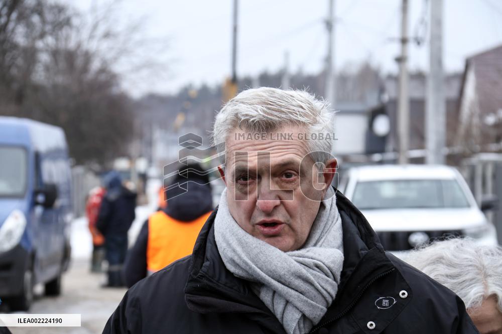 Filippo Grandi visits Irpin