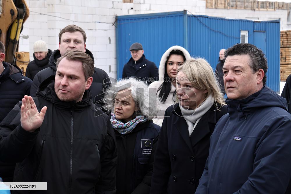 Filippo Grandi visits Irpin