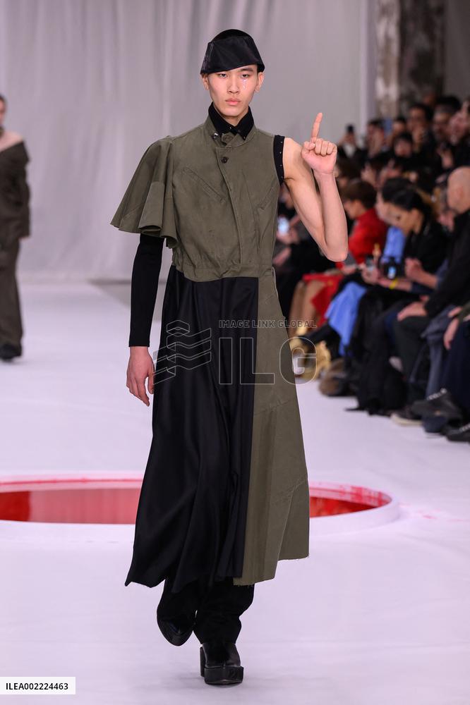 PFW - Yuima Nagazato Runway