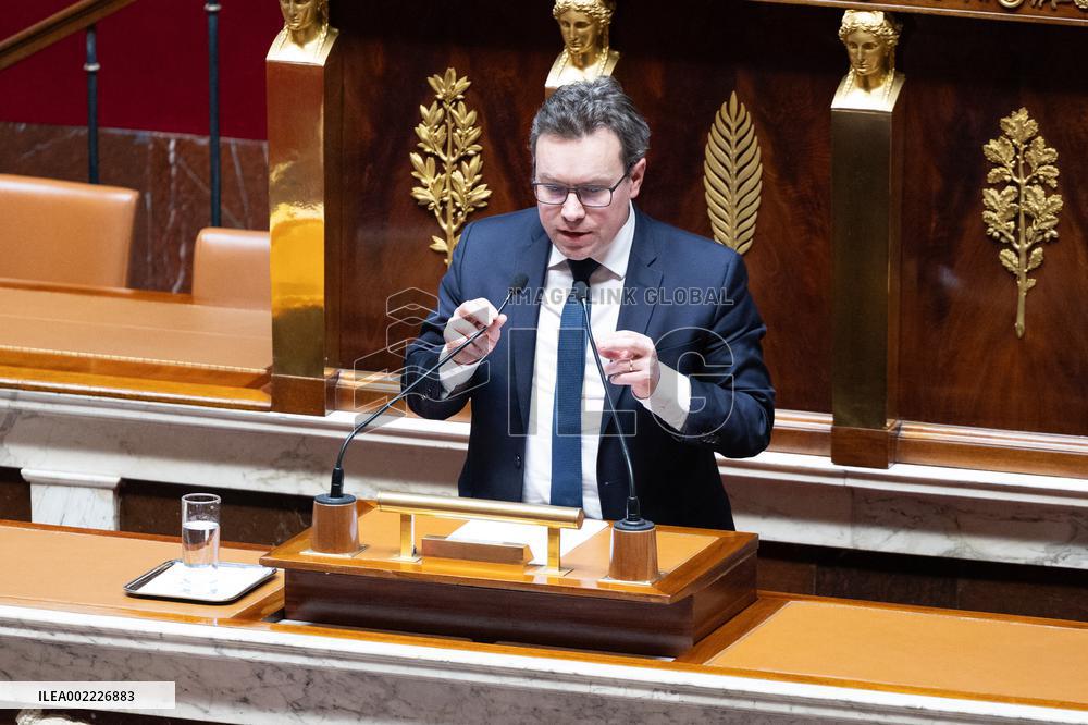 Discussions for womens right to voluntary termination of pregnancy at the National Assembly - Paris