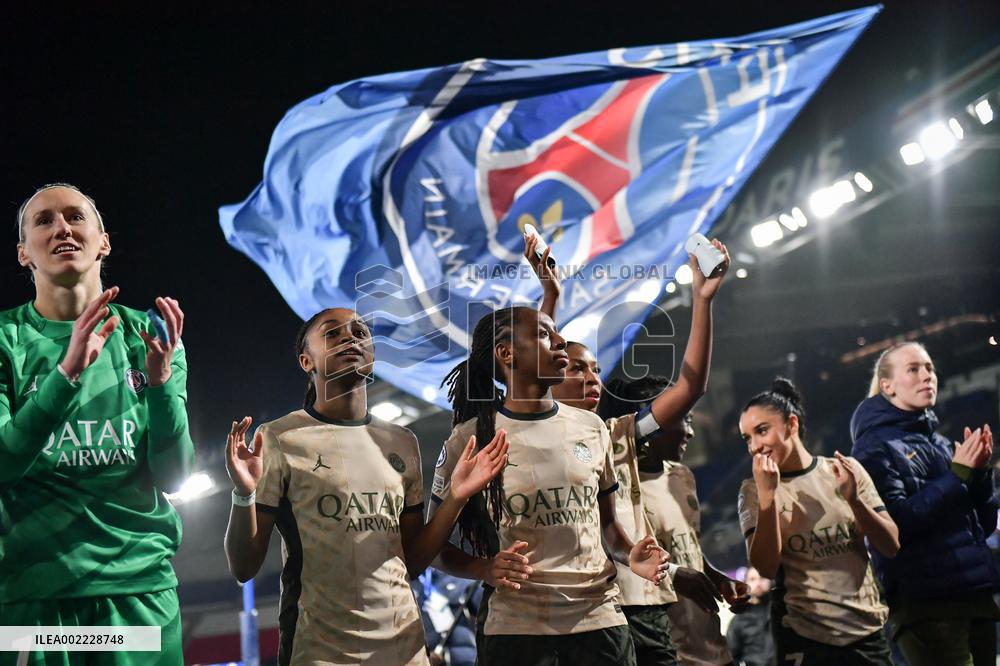 Women’s Champions League - PSG v Ajax Amsterdam