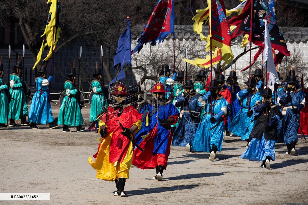 SOUTH KOREA-SEOUL-GYEONGBOKGUNG PALACE-CEREMONY REENACTMENT