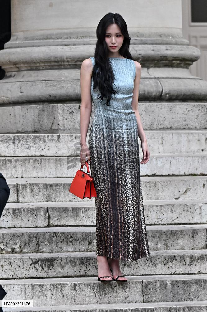 PFW Fendi Outside Arrivals