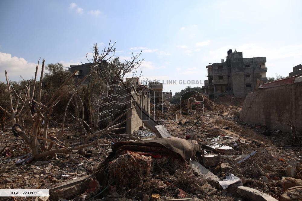 MIDEAST-GAZA-MAGHAZI REFUGEE CAMP-DESTROYED BUILDINGS