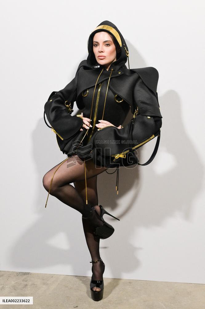 PFW -  Robert Wun Front Row