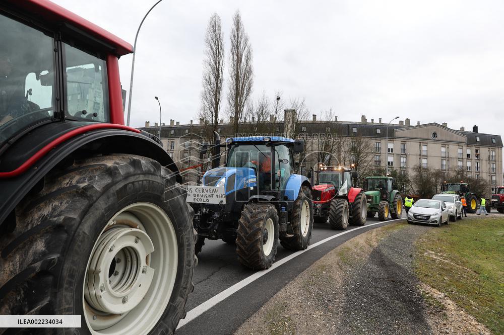 Farmers Protest - Melun