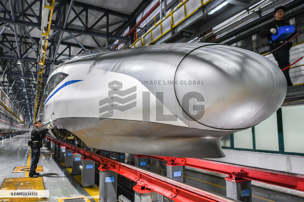 CHINA-SPRING FESTIVAL-TRAVEL RUSH-BULLET TRAINS (CN)