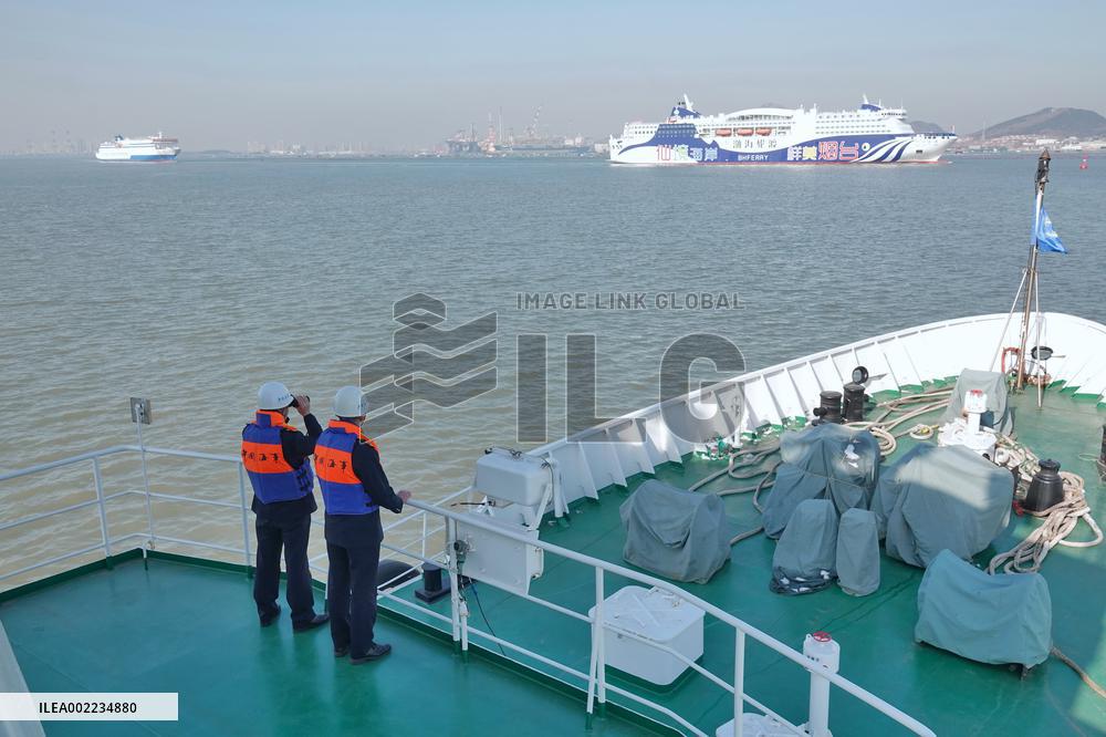 Joint Patrols Escort the Spring Festival Transport