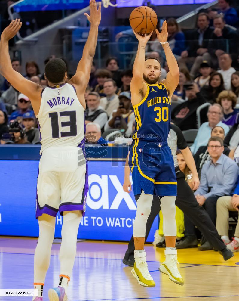 (SP)U.S.-SAN FRANCISCO-BASKETBALL-NBA-KINGS VS WARRIORS