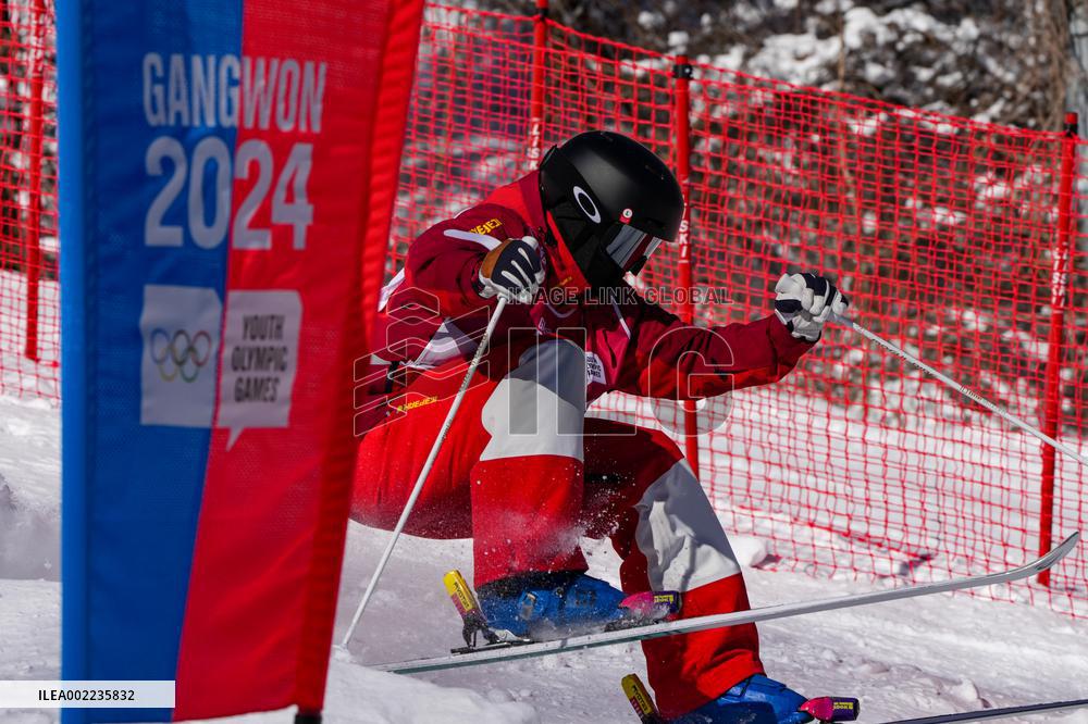 (SP)SOUTH KOREA-JEONGSEON-WINTER YOUTH OLYMPIC GAMES-FREESTYLE SKIING-MIXED TEAM DUAL MOGULS