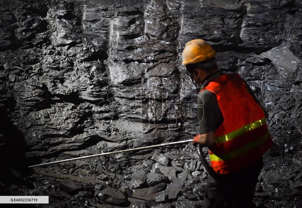 CHINA-SHAANXI-XI'AN-HIGH SPEED RAILWAY-CONSTRUCTION