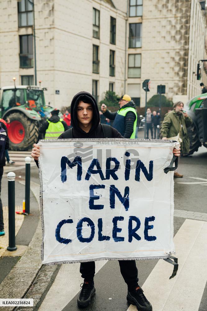 Farmers Protest - Rennes