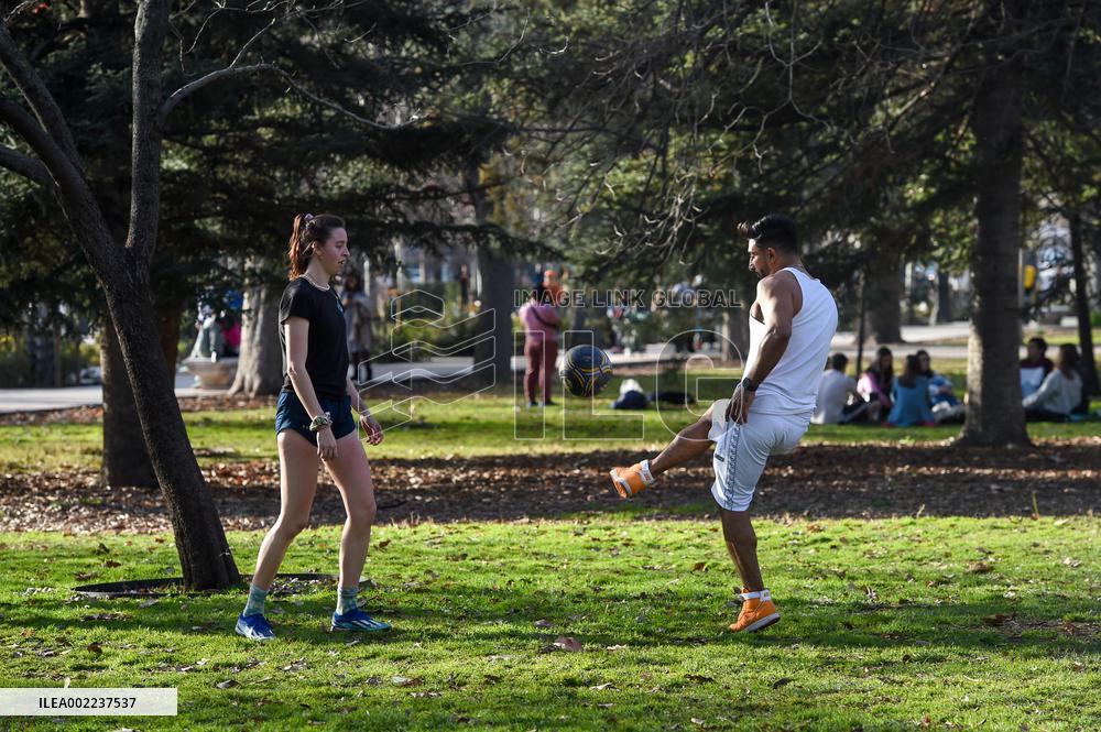 SPAIN-MADRID-WARM WEATHER