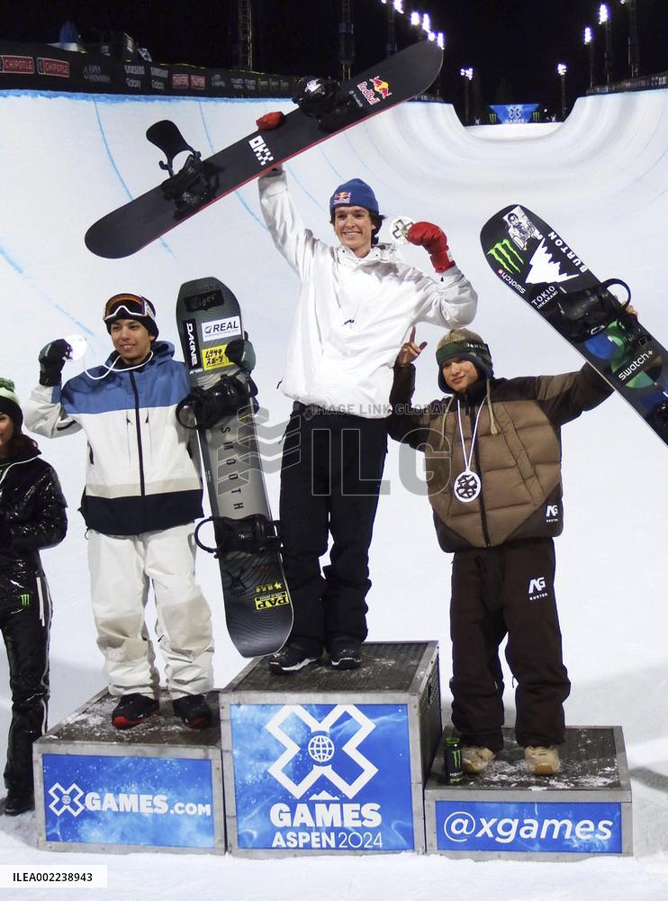 Snowboarding: X Games