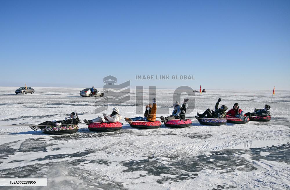 CHINA-JILIN-CHANGCHUN-TAIWAN STUDENTS-ICE & SNOW ENTERTAIMENTS (CN)