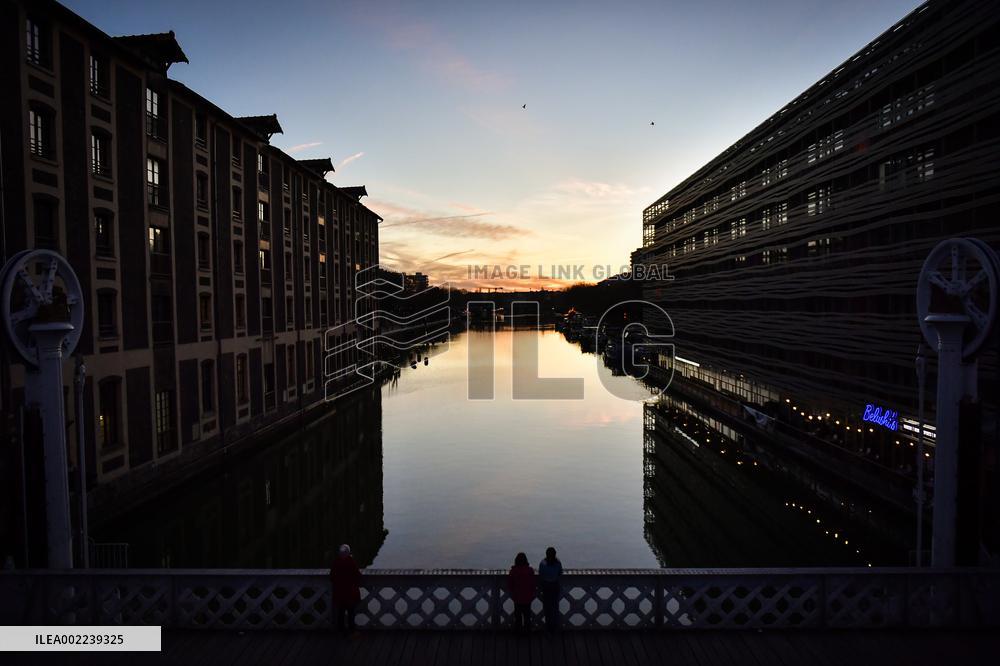 Sunset At The Canal de l'Ourcq - Paris