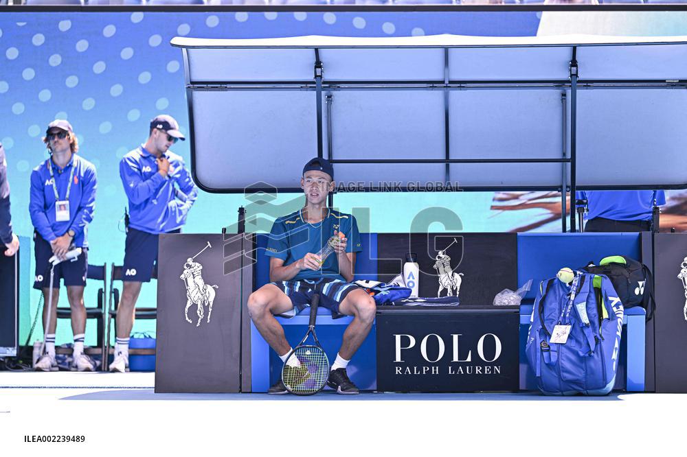 Australian Open - Japan Sakamoto Wins Junior Title