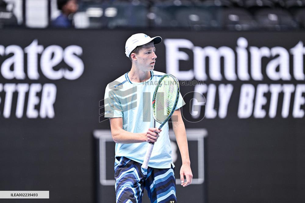 Australian Open - Japan Sakamoto Wins Junior Title