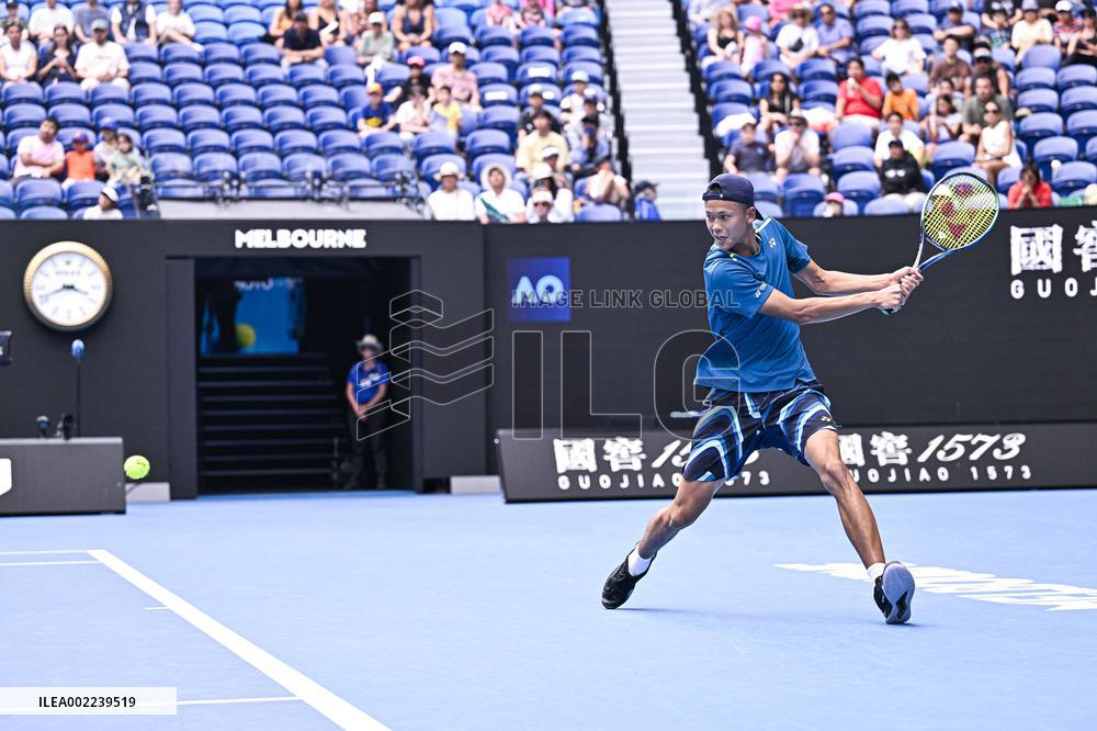 Australian Open - Japan Sakamoto Wins Junior Title