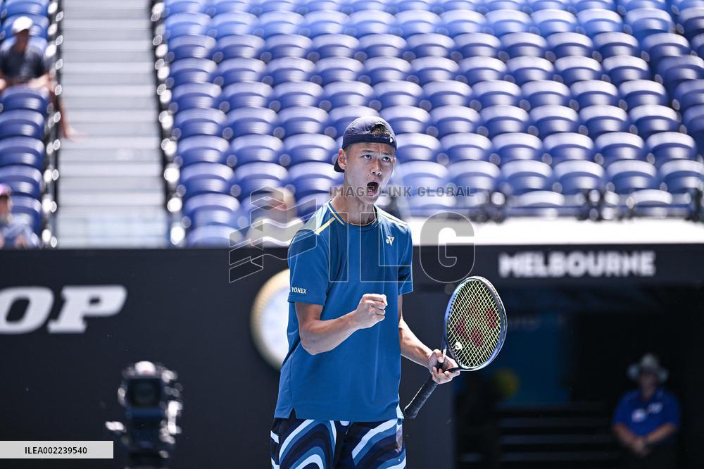 Australian Open - Japan Sakamoto Wins Junior Title