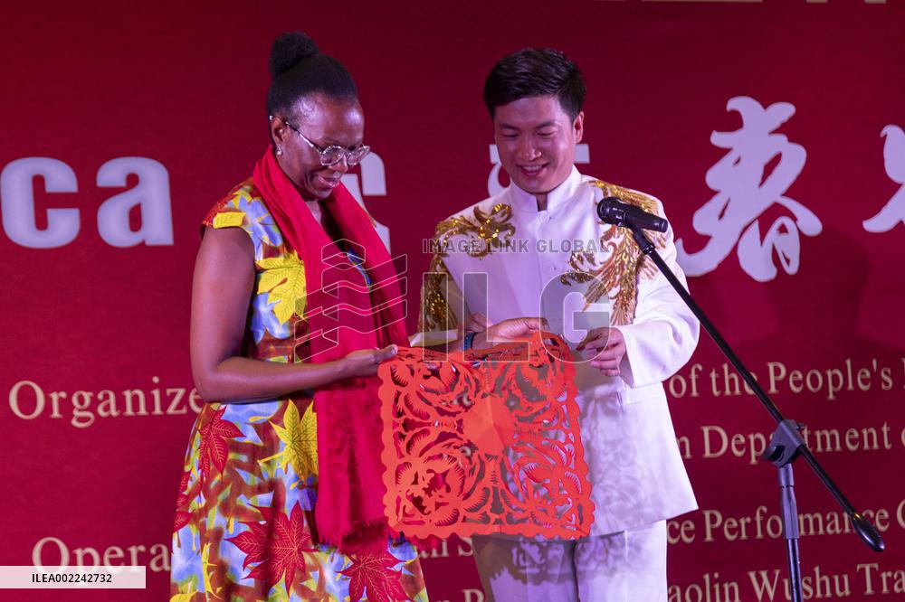 SOUTH AFRICA-CAPE TOWN-SPRING FESTIVAL-GALA PERFORMANCE