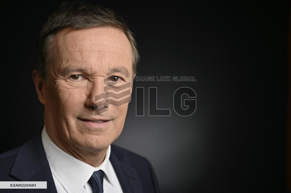 Nicolas Dupont-Aignan On Dimanche En Politique - Paris
