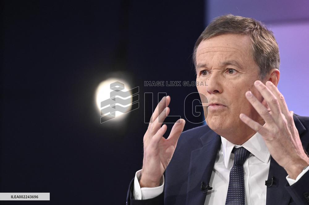 Nicolas Dupont-Aignan On Dimanche En Politique - Paris