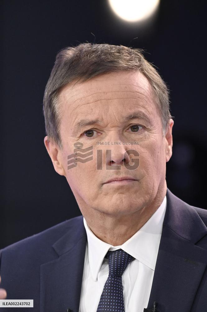 Nicolas Dupont-Aignan On Dimanche En Politique - Paris