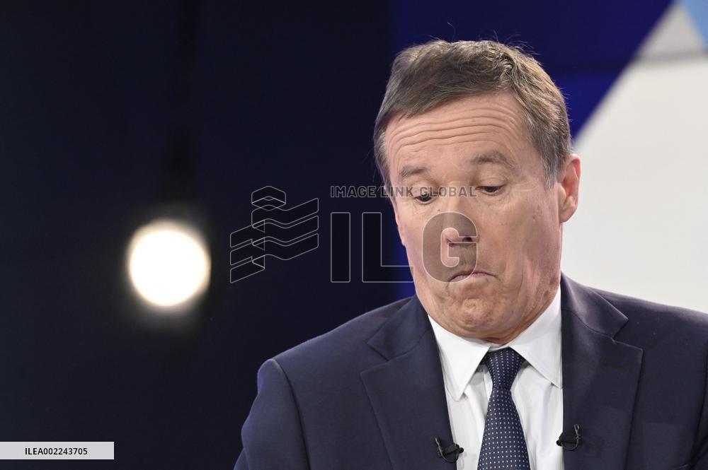 Nicolas Dupont-Aignan On Dimanche En Politique - Paris