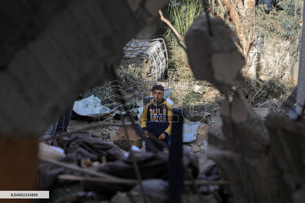 MIDEAST-GAZA-RUBBLE