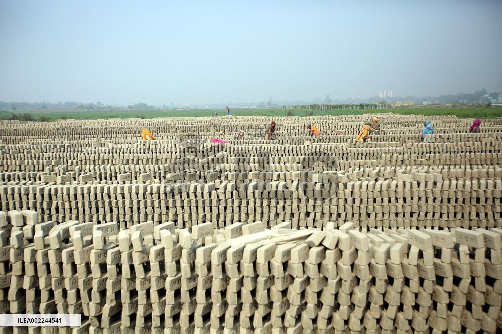 Laborers Work At A Bricks Field In Bangladesh
