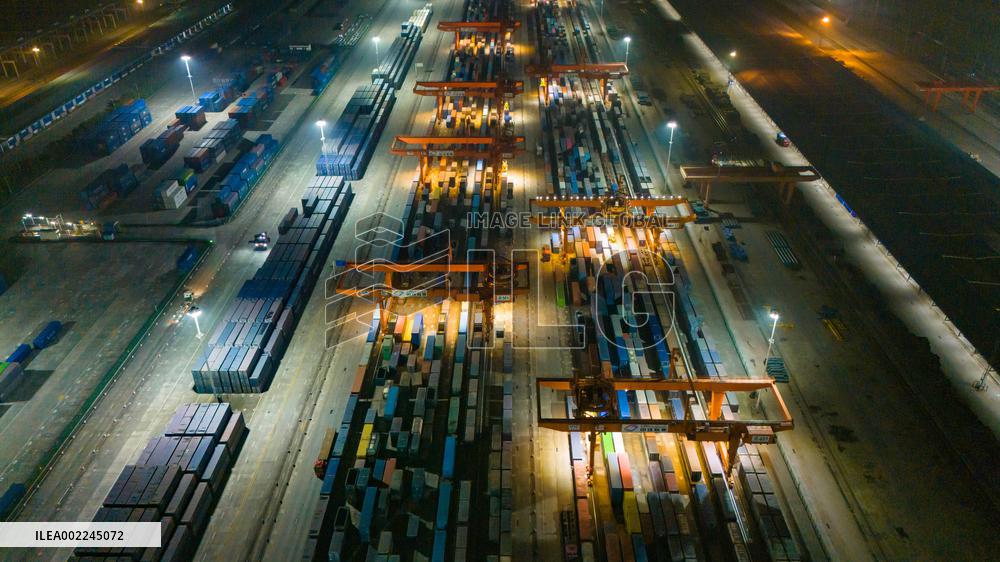 Tuanjiecun Railway Central Station Working Scene in Chongqing