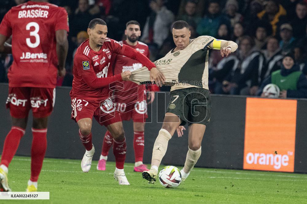 Ligue 1 match between, Paris Saint Germain " "PSG" Stade Brestois 29