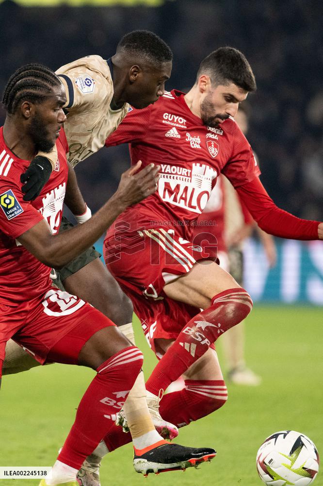 Ligue 1 match between, Paris Saint Germain " "PSG" Stade Brestois 29