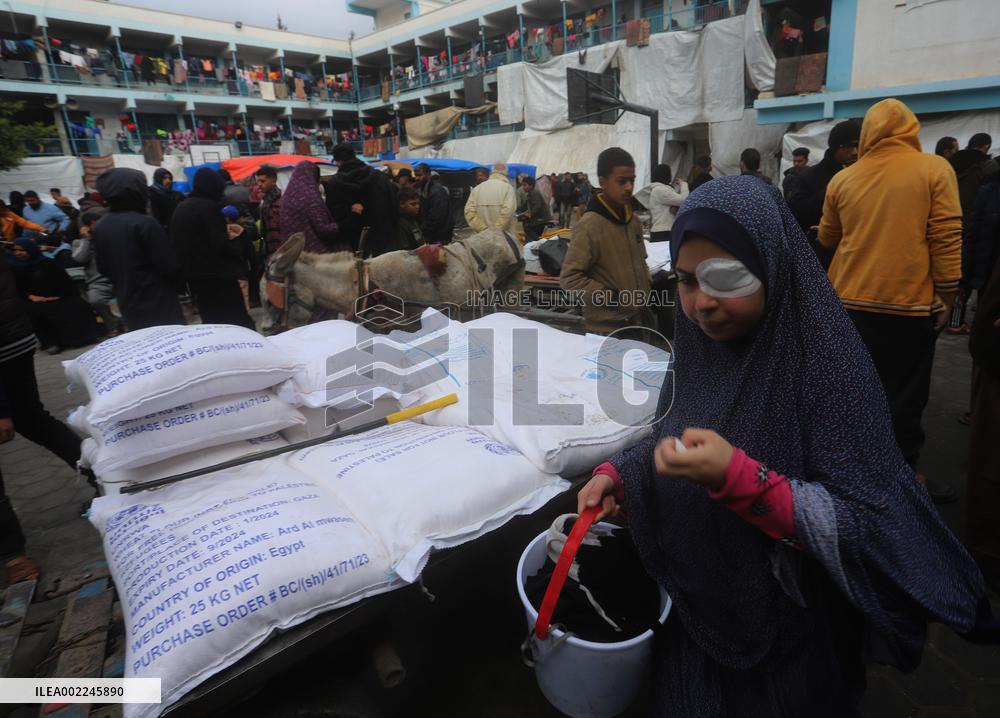 MIDEAST-GAZA-RAFAH-RELIEF SUPPLIES-FUNDING SUSPENSION