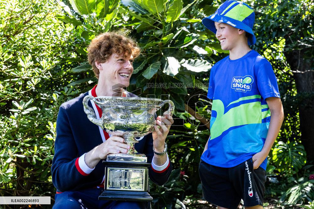 (SP)AUSTRALIA-MELBOURNE-TENNIS-AUSTRALIAN OPEN-TROPHY