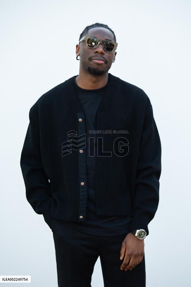 Les Sculptures Jacquemus Photocall