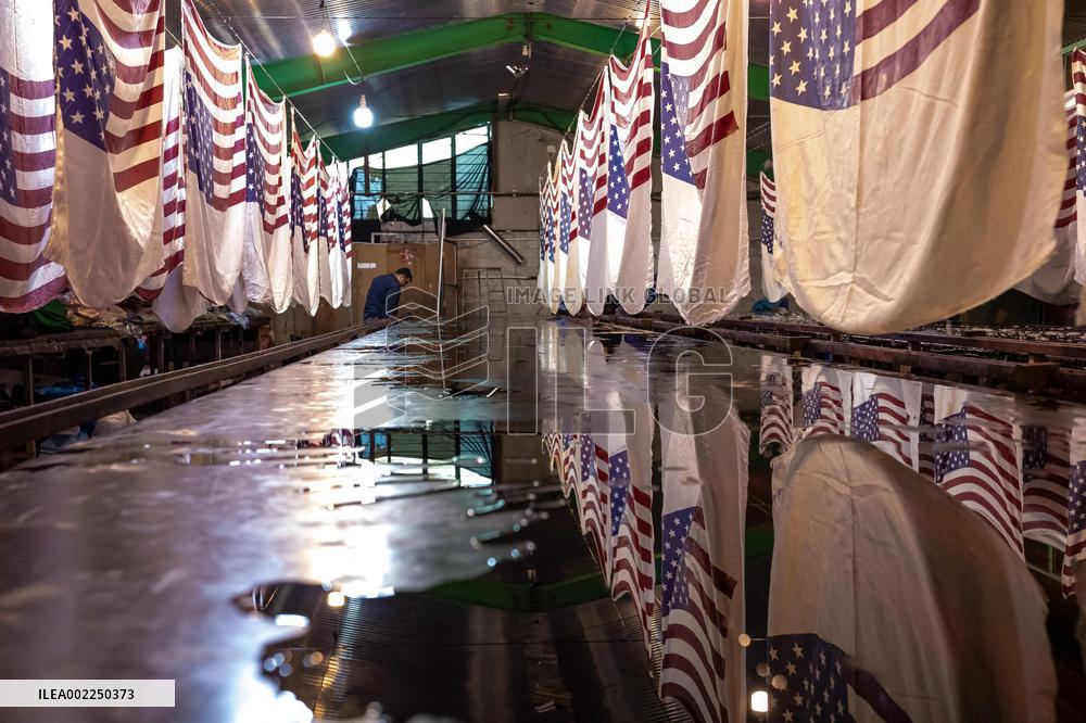 Iranian Factory Makes Us Flags To Burn - Khomein