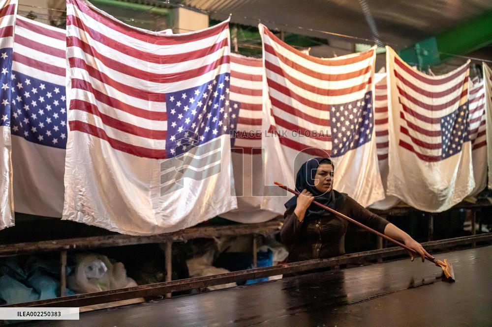 Iranian Factory Makes Us Flags To Burn - Khomein