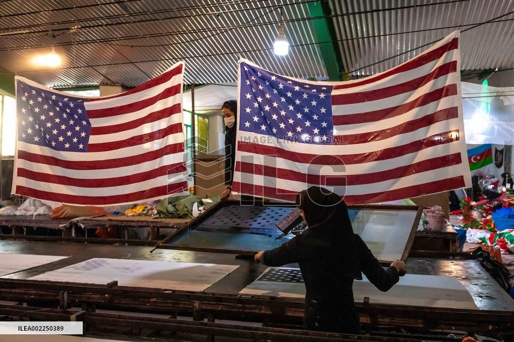 Iranian Factory Makes Us Flags To Burn - Khomein