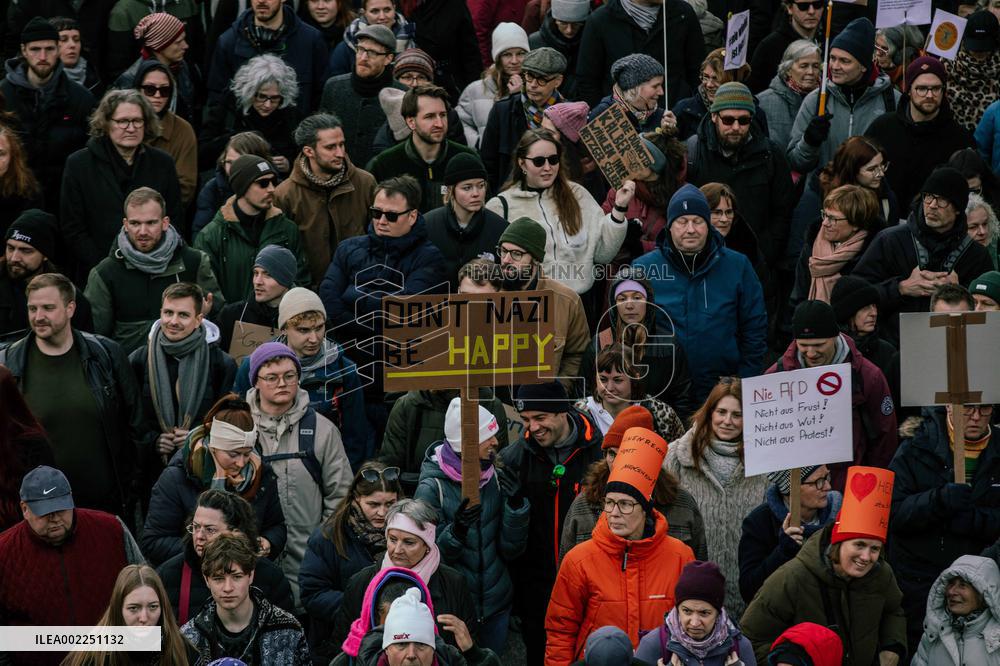 One Hundred Thousand Rally Against Far-Right - Hamburg