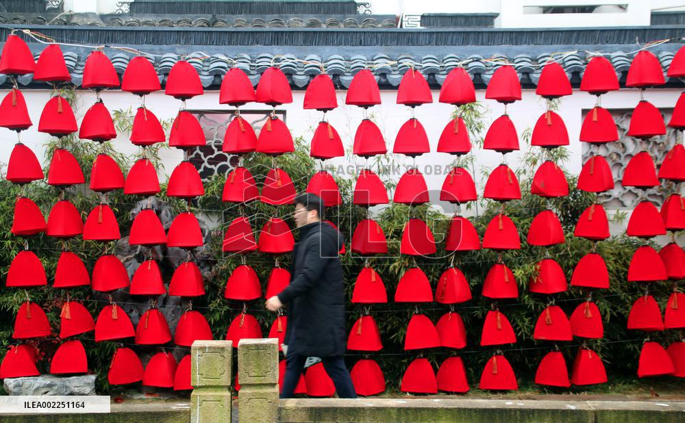 Spring Festival Holiday Decoration in Suzhou