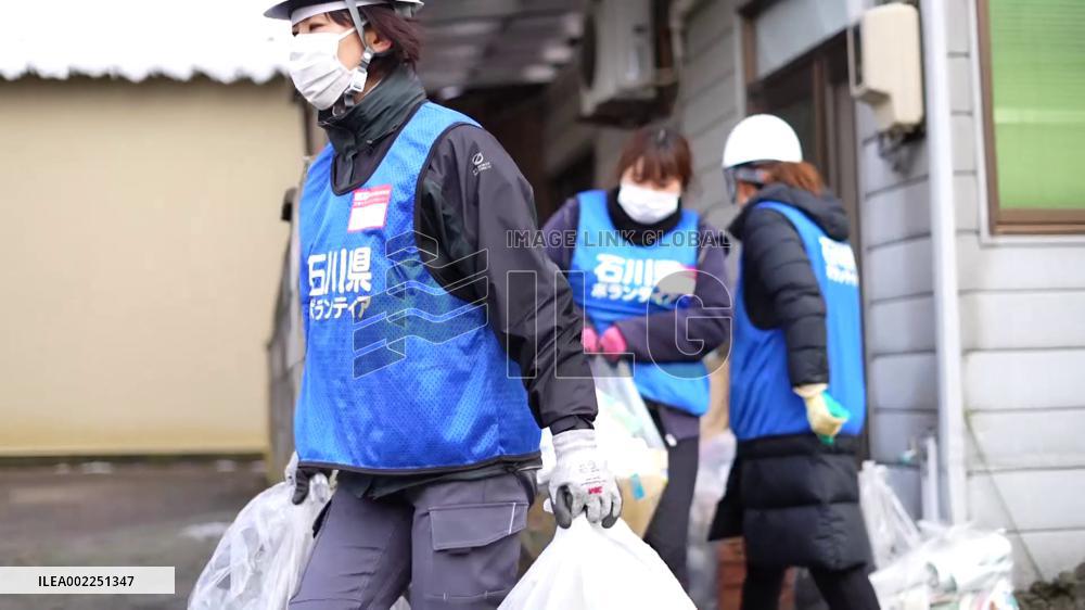 Aftermath of strong quake in central Japan