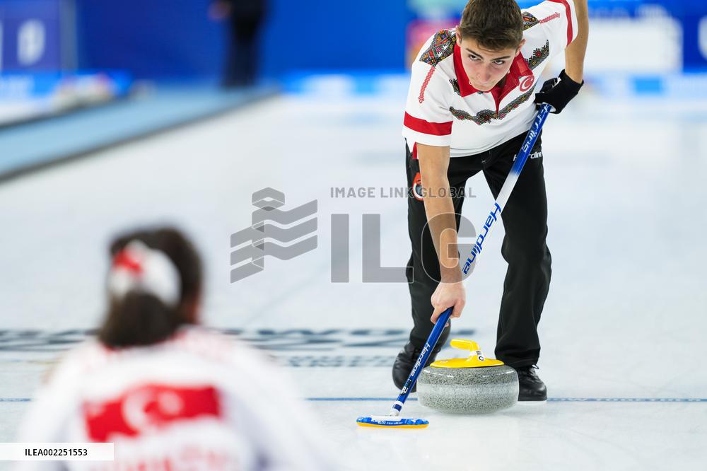 (SP)SOUTH KOREA-GANGNEUNG-WINTER YOUTH OLYMPIC GAMES-CURLING-MIXED DOUBLES ROUND ROBIN SESSION-CHN VS TUR