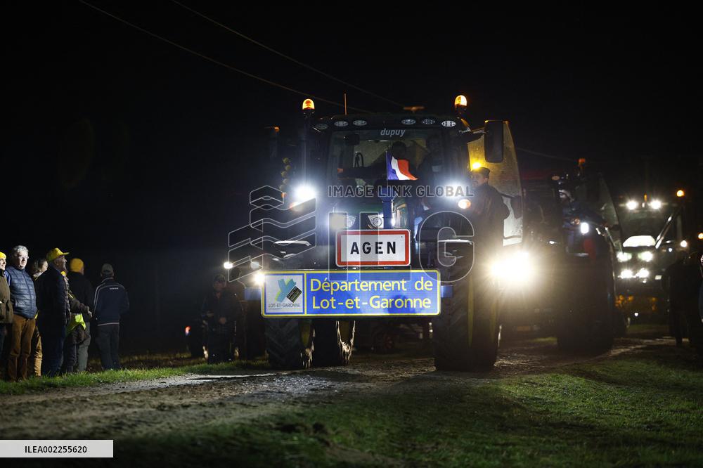 Coordination Rurale Union's Convoy Heads To Paris