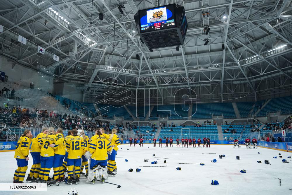 (SP)SOUTH KOREA-GANGNEUNG-WINTER YOUTH OLYMPIC GAMES-ICE HOCKEY-WOMEN'S 6-TEAM-GOLD MEDAL GAME-SWE VS JPN